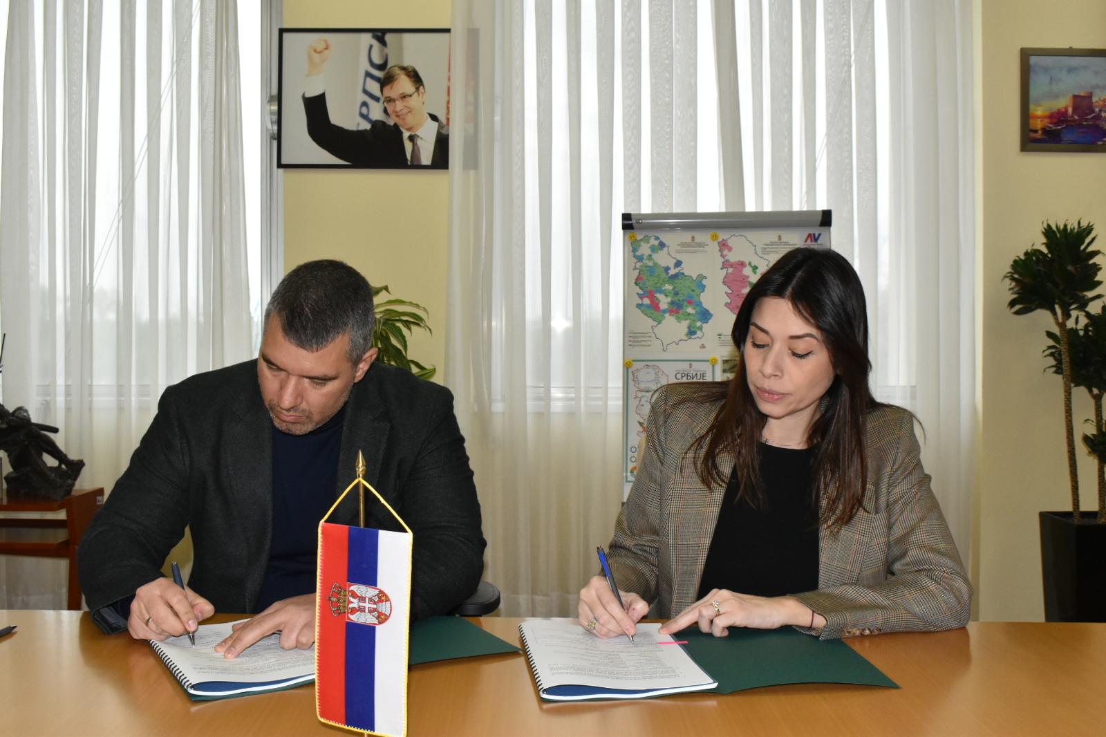 Vujović pepelište ugovor 2.jpg