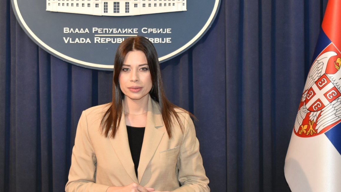Irena Vlada 5.jpg
